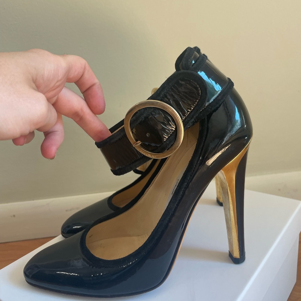 Jimmy Choo black and gold high heels with ankle strap - Picture 8 of 10